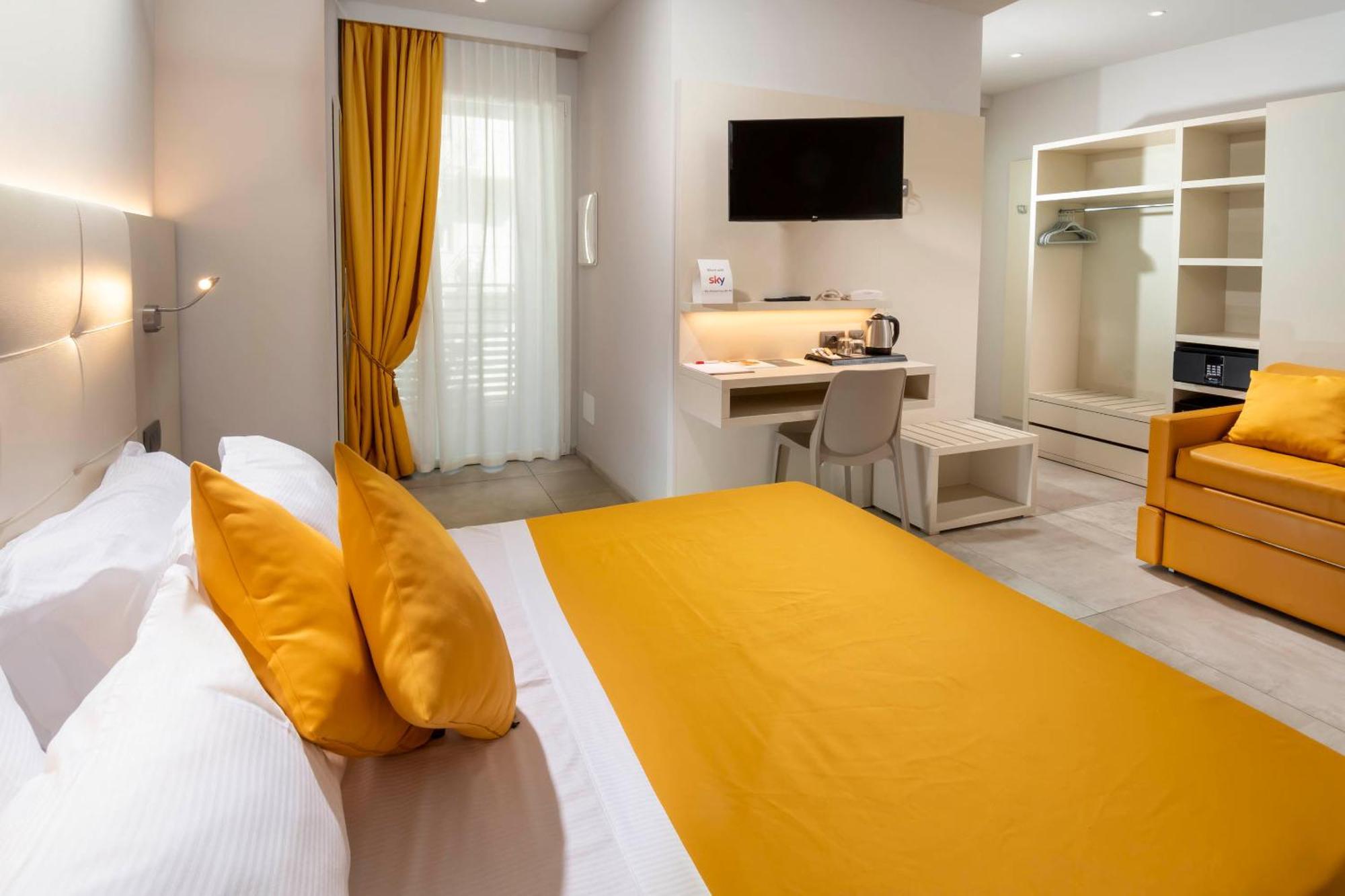 B&B Primrose Residence Hotel Rimini Extérieur photo